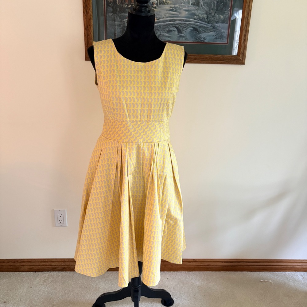 Coldwater Creek Fit and Flare Dress Womens 8 Yellow Geometric Pleated Cotton